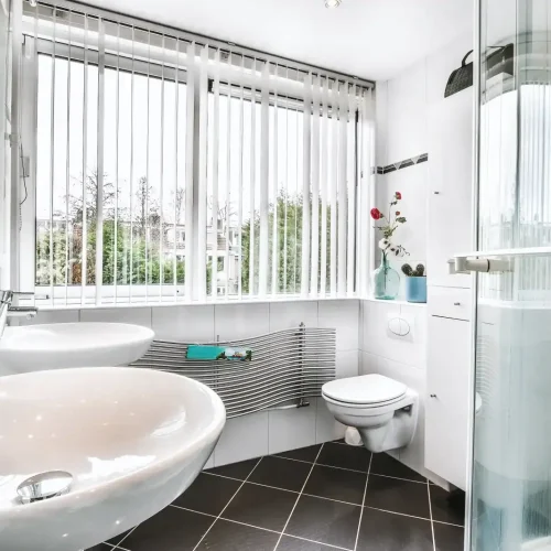 IHL Builders - Bathroom (2)
