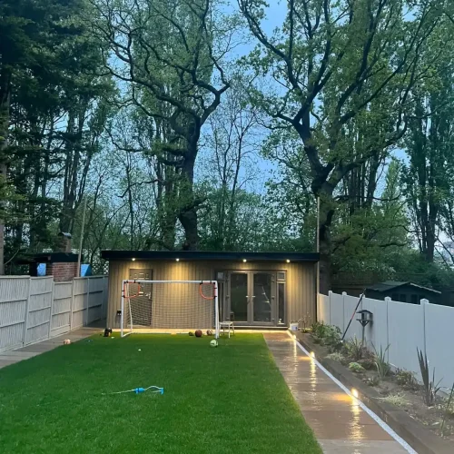 IHL Builders - Summer House (Borehamwood)